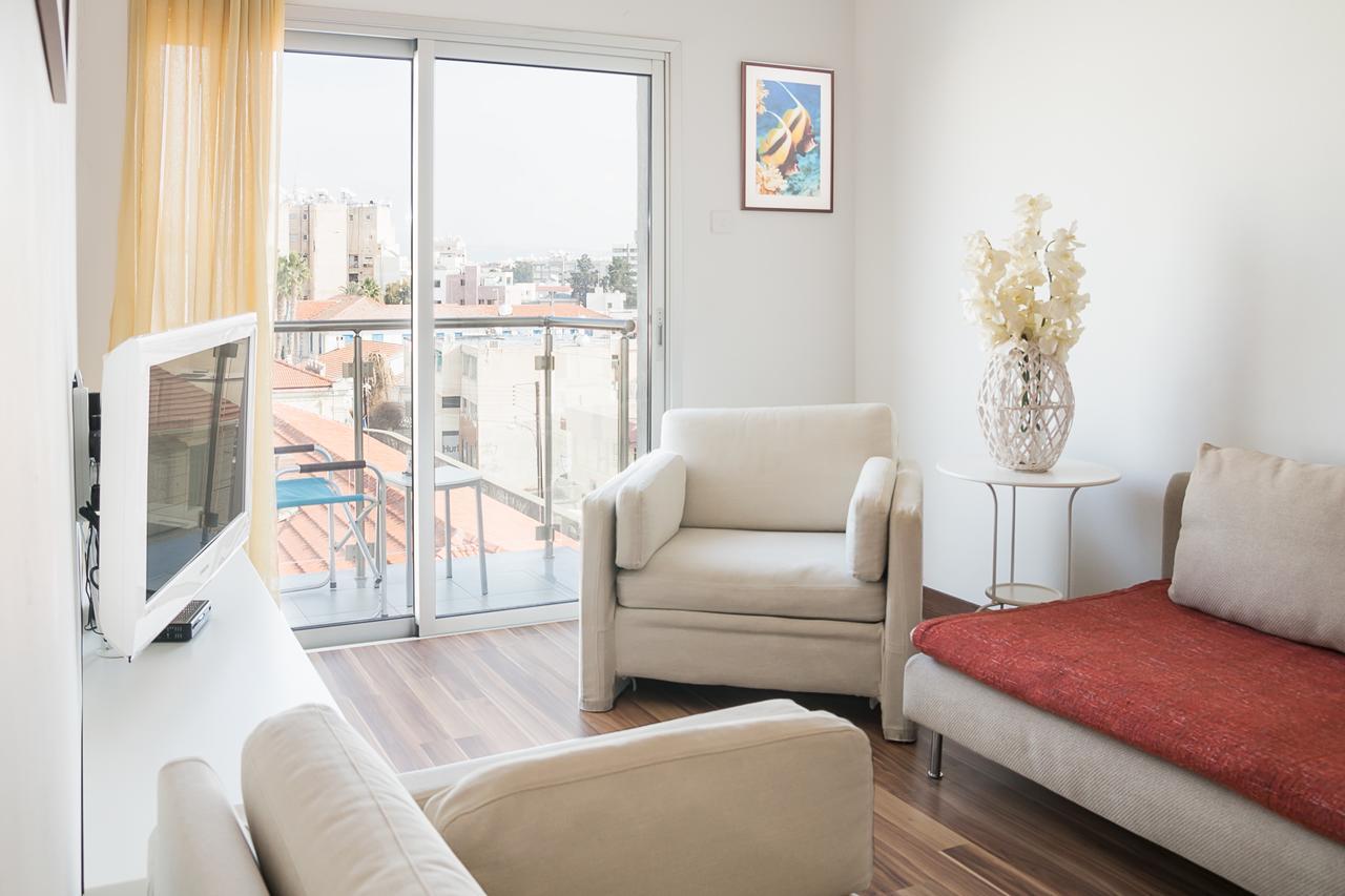 City Center Apartment Limisso Esterno foto