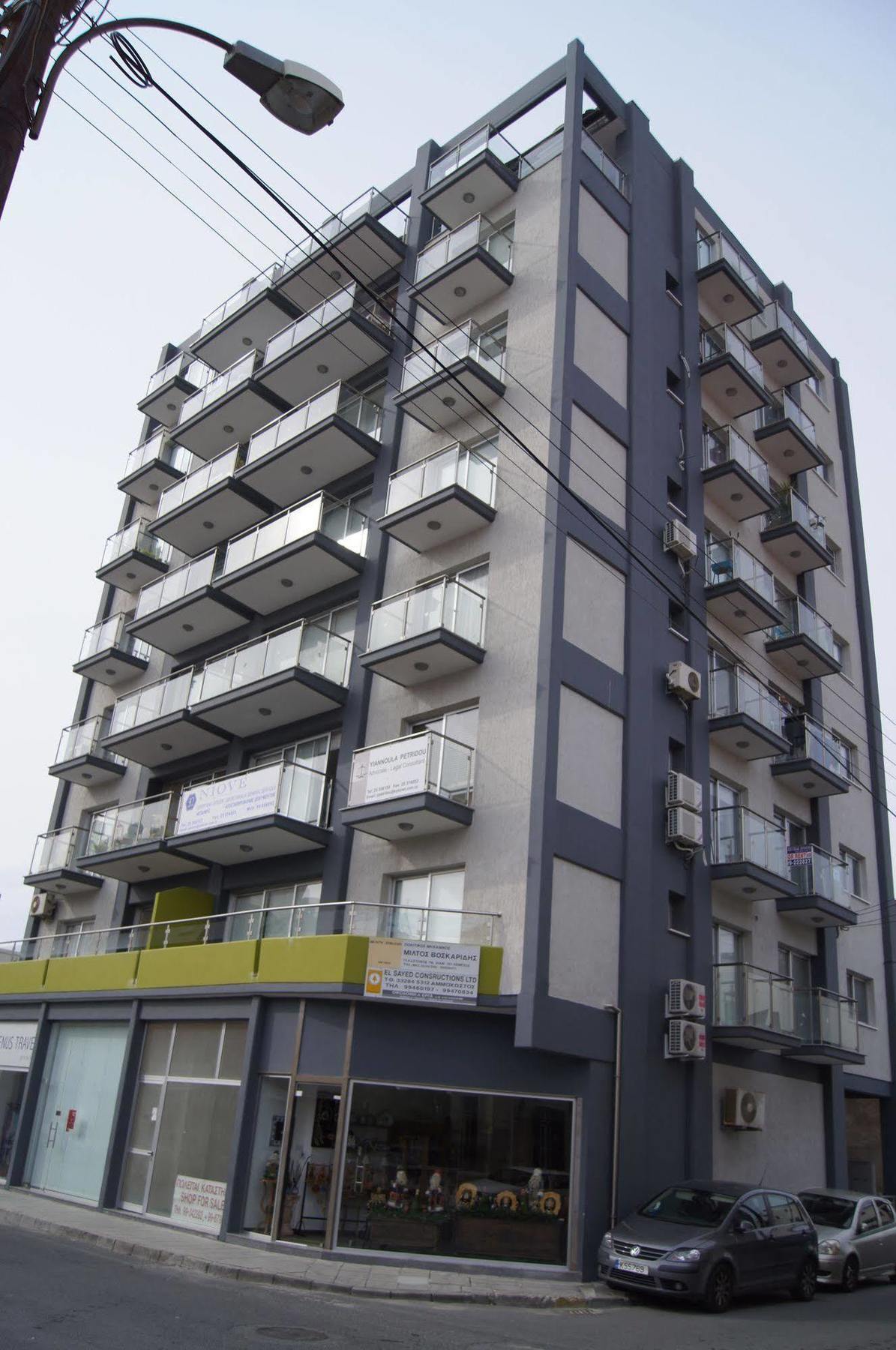 City Center Apartment Limisso Esterno foto